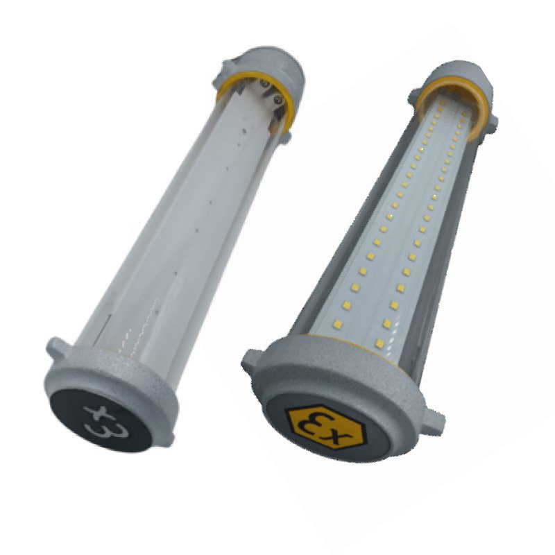 LED fluorescent flameproof luminaire for use in hazardous areas